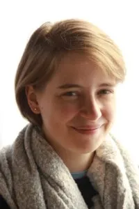 suzanne harnish short hair