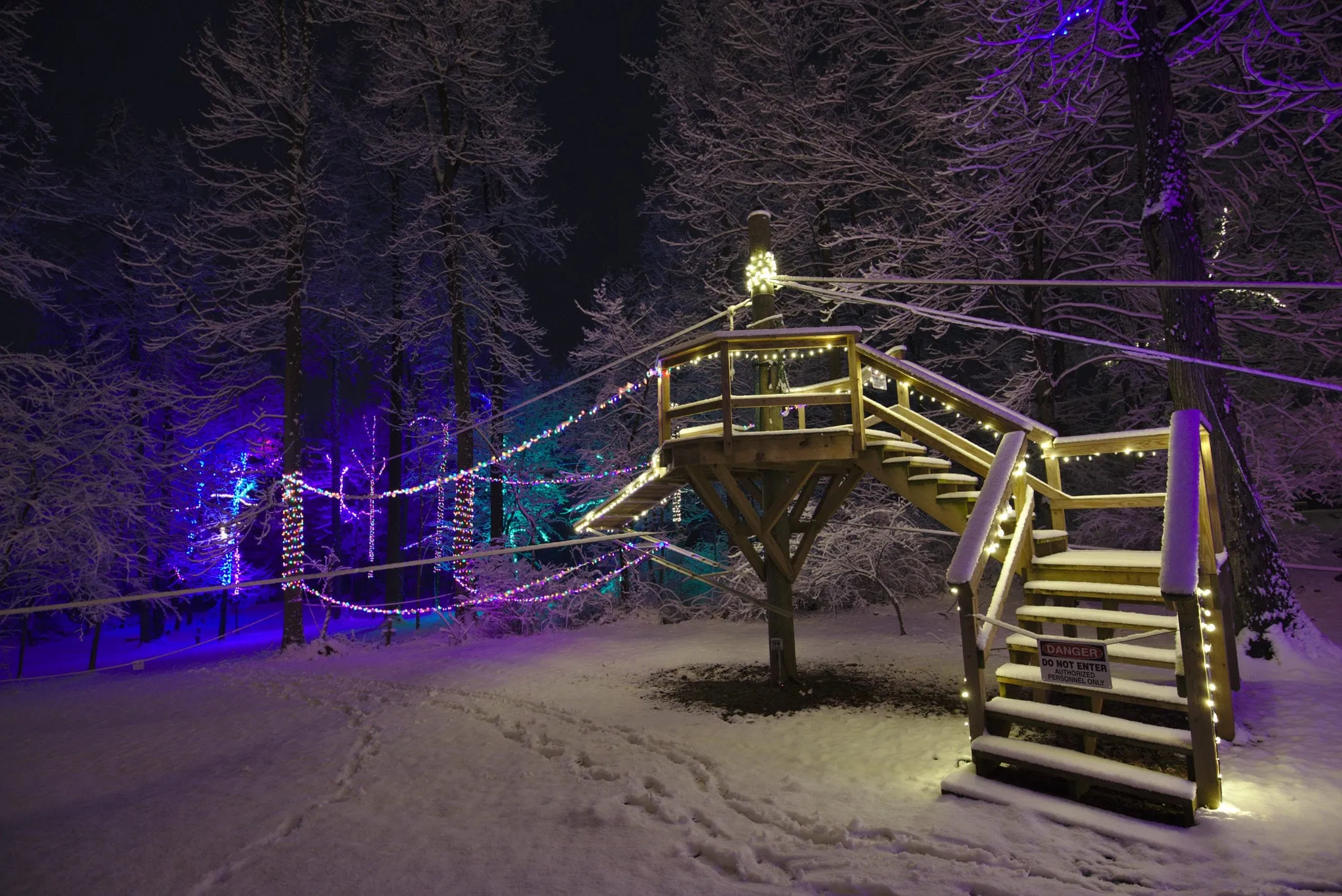 Christmas Lights Adventure 2 Refreshing Mountain Retreat & Outdoor