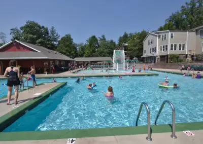 Summer Pool Community Family Fun 1 500X400 1