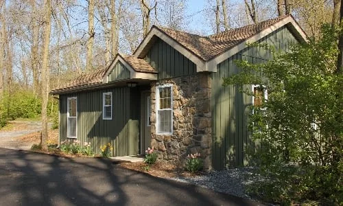 How to Enjoy an Overnight Getaway This Spring