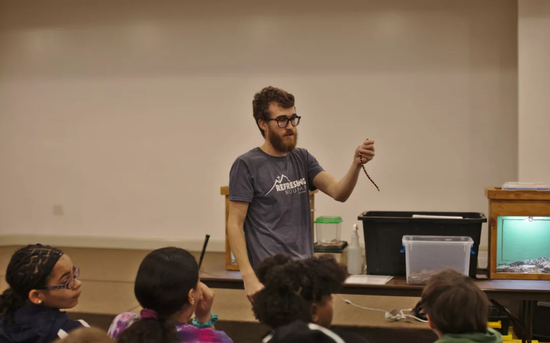 Large Group Reptile and Amphibian Presentation